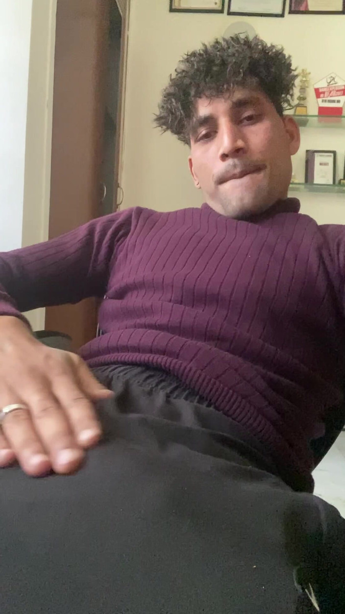 WeakBond365: Pazar günü güzel yarağımla tadını çıkarın