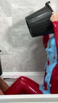 Latex Gunge with Belle Ohara