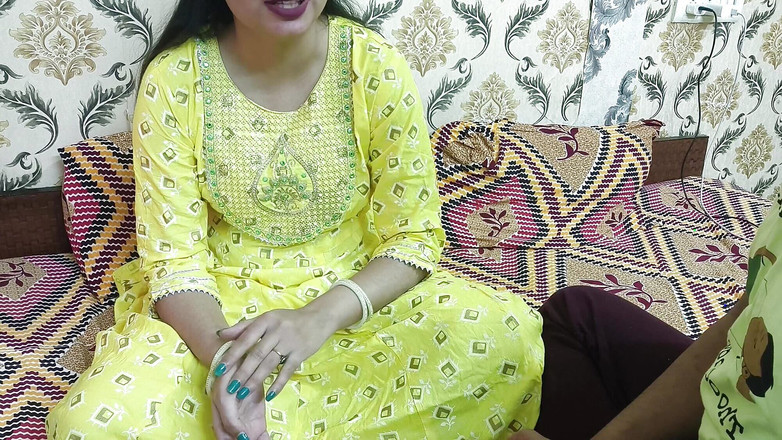 Hornycouple149: Indický valentýnský speciál - sex nevlastního bratra s nevlastní sestrou