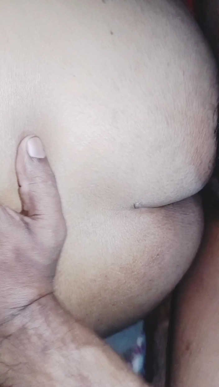 BMsexlove100: हॉट मस्ती भरी पत्नी पति के दोस्त को चुपके से फिर से चोद रही है