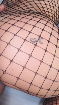 Latina Hotwife Mendapat Fucked Dalam Stoking Fishnet Seksi
