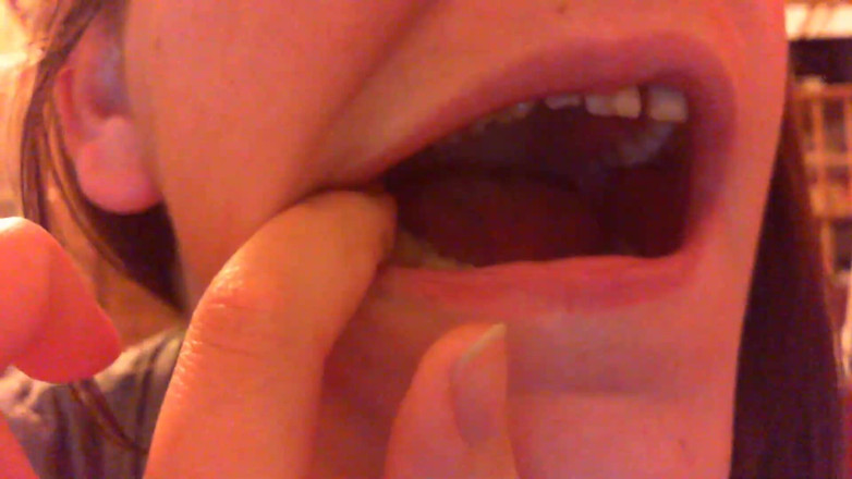Nicoletta Embassi: Teeth Fetish Devour