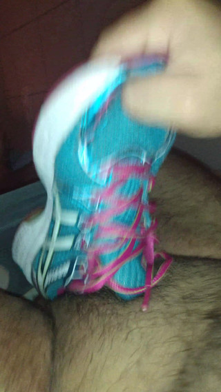 Sneakerfetish_BR: I Love Fuck My Sneakers Collection