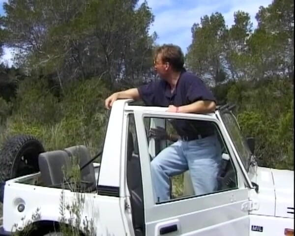 German Threesome: Double Fukced German Hitchhiker Pleasing Ir Guys
