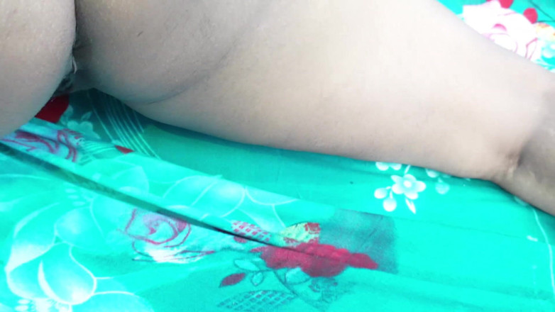 Nelam bhabhi: El cuñado se quitó la ropa de su cuñada y...
