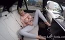 Lady Sonia: Lady Sonia - Yogahosen und dicke titten im auto