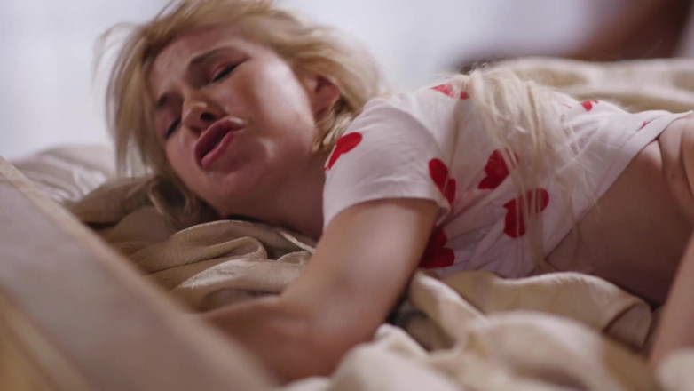 SweetheartVideo: Adv lesbian. Awek muda wanita yang lebih tua 13_scene 1_older nafsu yang...