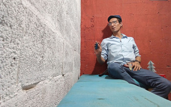 Raba erre elle: Raba erre si pekerja kantoran yang tau caranya jilat memek...