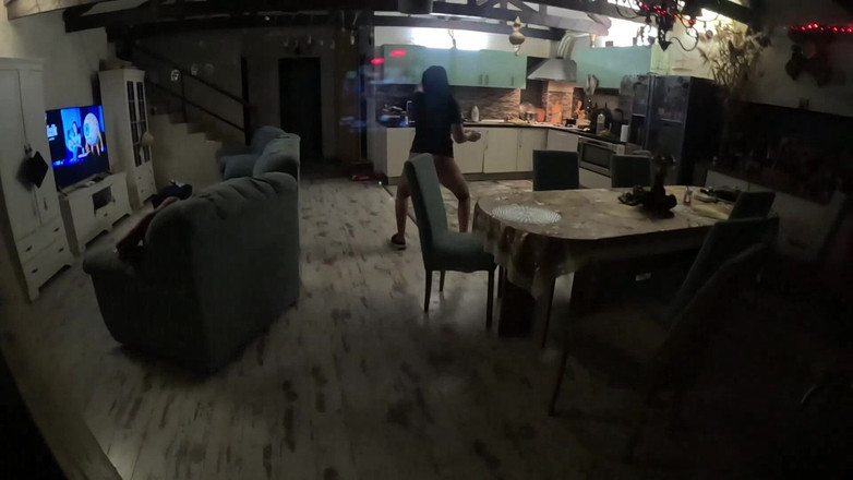 MilfyCalla: Beccato dal mio vicino - pompino pov, pecorina e sborrata sul...