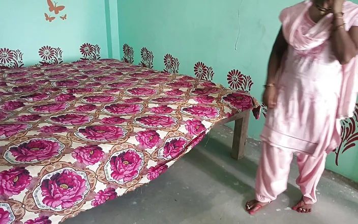 Annu Bhabhi: Desi Stepsister Sex