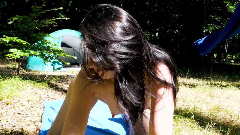 Peaches and Bananas: Show me your tits Charlie. Czech nudist camp porn.