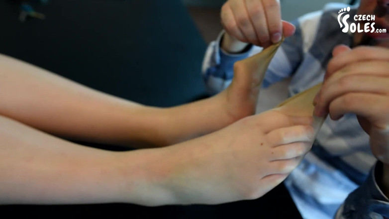 Czech Soles - foot fetish content: Inquilino no confiable y sus medias de nylon sudorosas
