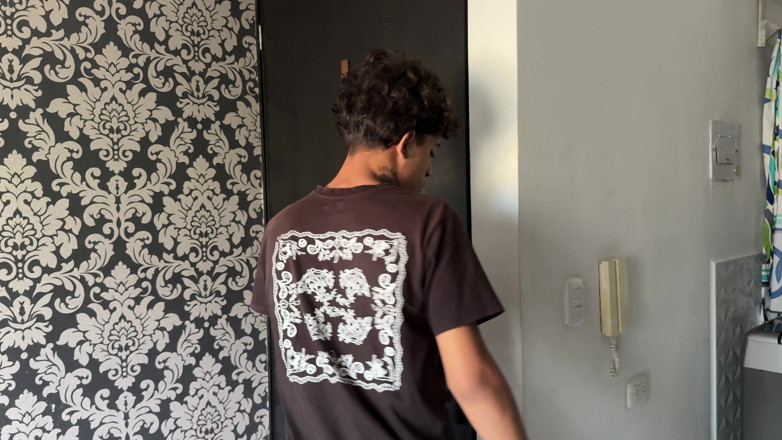 katyJay: Meu enteado entra com tesão depois de uma festa e...