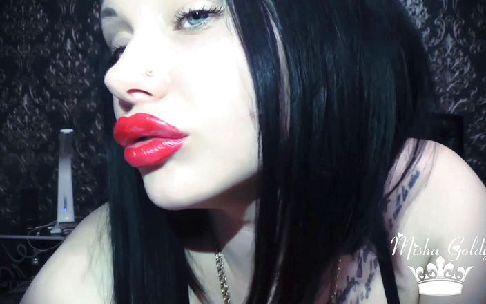 Goddess Misha Goldy: Enormes lábios vermelhos sensuais
