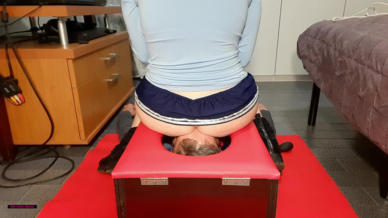 goddess82: Make Me Comfortable on Your Face! My Human Chair! Part 2