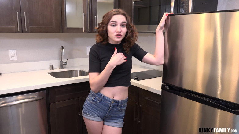 Kinky Family: I Came on My Stepsis Face