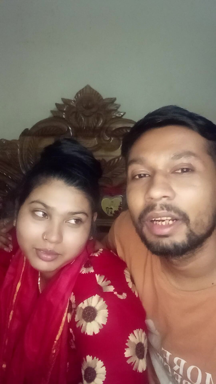 Desivideo: Un puceau desi apprend à baiser par sa MILF aux super...