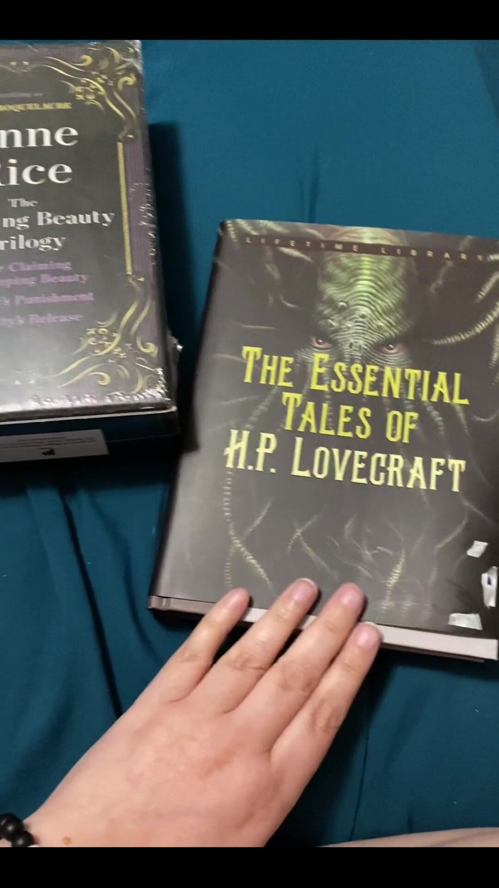 Sara Star: What Should I Read First?