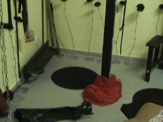 Anna Devot: Annadevot - Bastinado ....