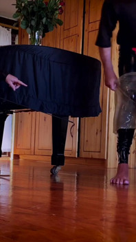 Dominatrix Mistress April - Rosies trénink sání ptáků