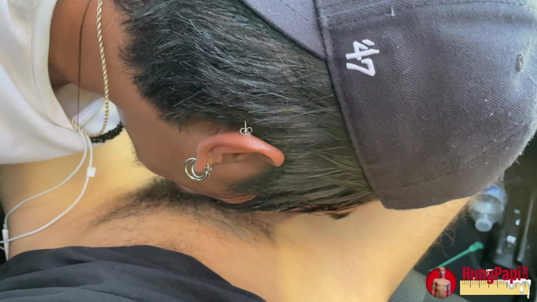 Hung Papi: Dünner Großer Schwanz, Unbeschnitten, Twink, Öffentlicher Sex, Große Ladung Erwischt!