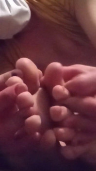 Facemask and Feet Fetish