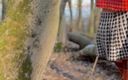 Sonya Pretty: Chica desnuda en el bosque