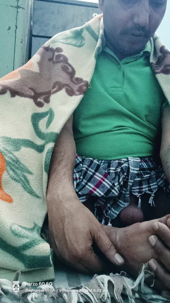 Rajasthani-old-lover: Индийский полицейский армейец Дези Ман