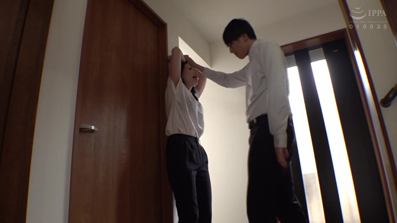Raptor Inc: Hitomi Mochizuki - ¡El estricto jefe se salta el trabajo y lo...
