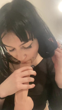 There Is No Money to Pay for the Apartment, so He Pays with Blowjob and Anal
