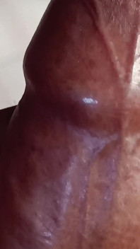 Plăcere cu masturbare cu spermă