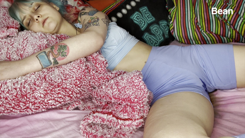 Alice Bean: Mega bevochtiging compilatie