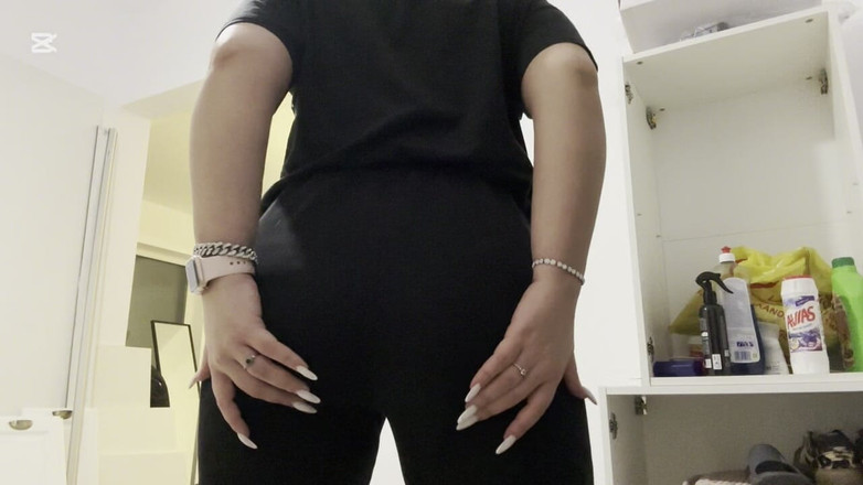 NipsAndStrips: Prdění v My New Rent