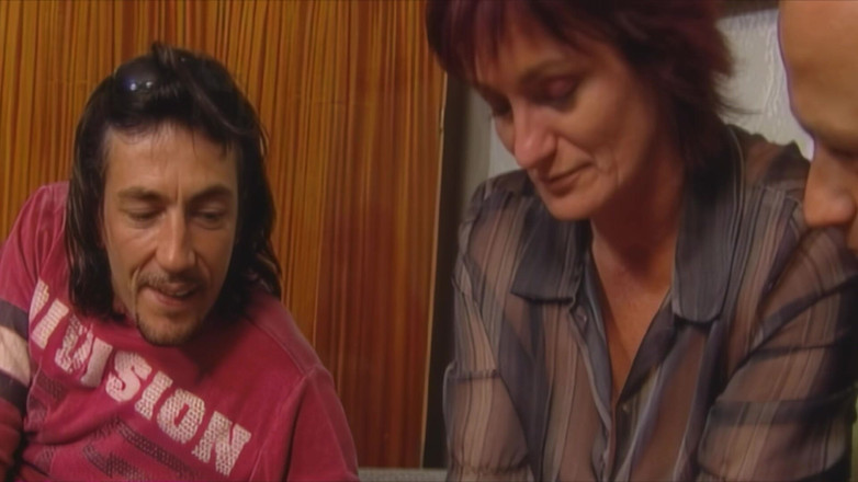 Old & Young: Blonďatá kočička šuká kundičku tvrdě a wild fuck fest