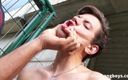 Club Bang Boys: Brunette Twink Loves to Suck Cock in Public - Clubbangboys