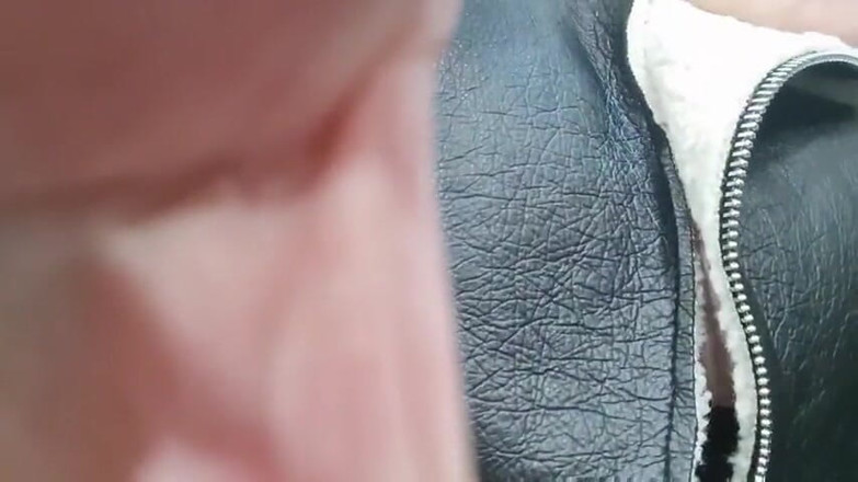 Sunny Loveli: Open big tits close