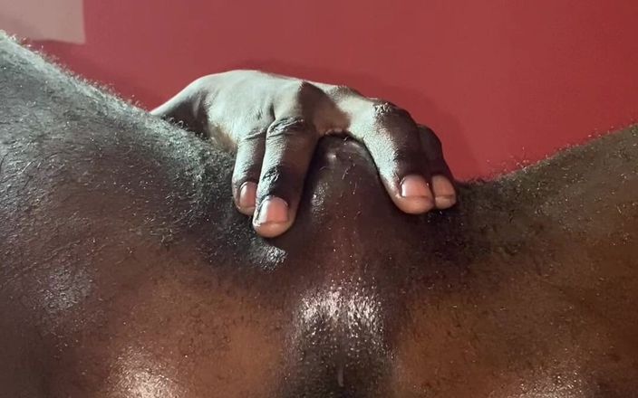 Slimniqqa: Assista me dedo fodendo minha bunda