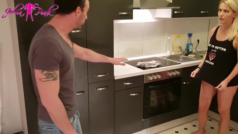 Julia Pink: Betrapt door de stiefzoon