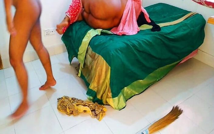Aria Mia: Sharing Unlimited Sex with Aunty for Ten Days!