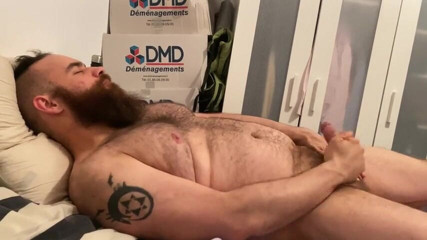 Mike Hun's Porn Shack: Mike Hunt wali się po hodowli i hodowli