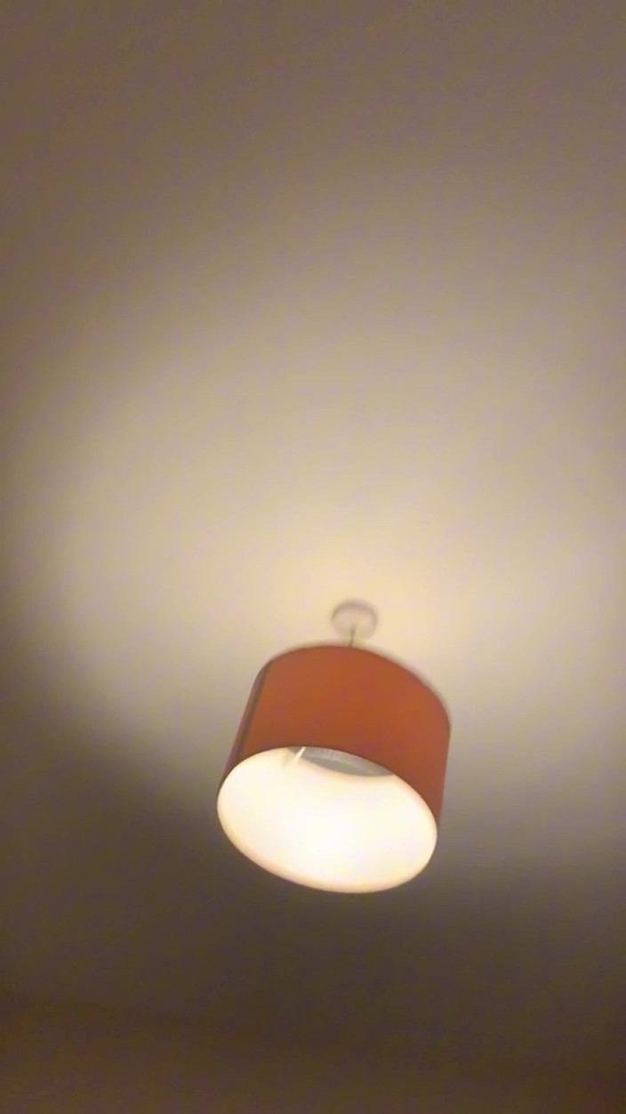 Aylla Gattina: Aylla Gattina mạnh mẽ đụ một người đàn ông yếu đuối trong nhà của...