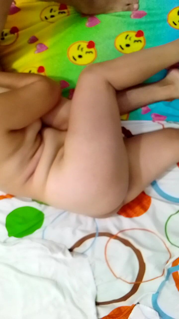 Valkyrie and Luigy Couple: 欲火中烧的妻子想要做爱