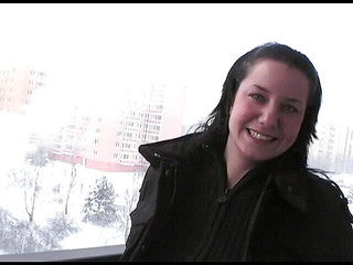 All Those Girlfriends: Consuela ukazuje svá velká prsa venku