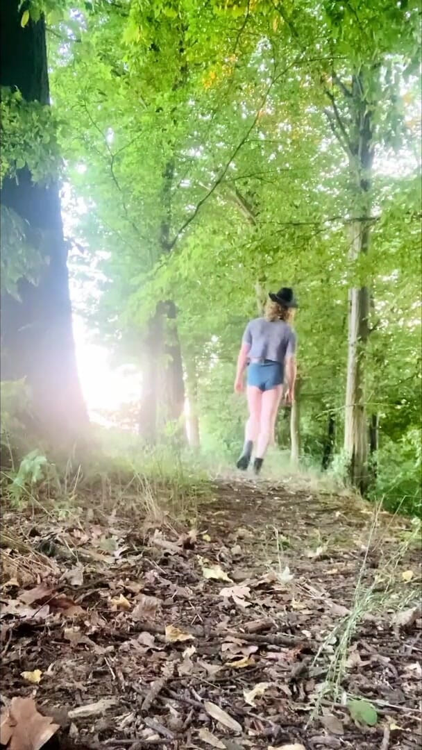 Anna Rios: Walking and Talking in the Wood