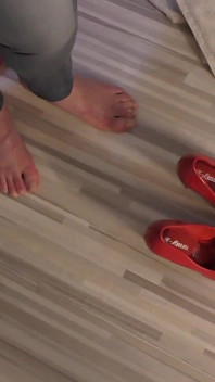 Zoufalé čůrání v džínách a do mých úst