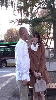 Public Plaza Kiss Addict Begs for More Keeps Kissing on the Move Then Oral and Mouth Finish