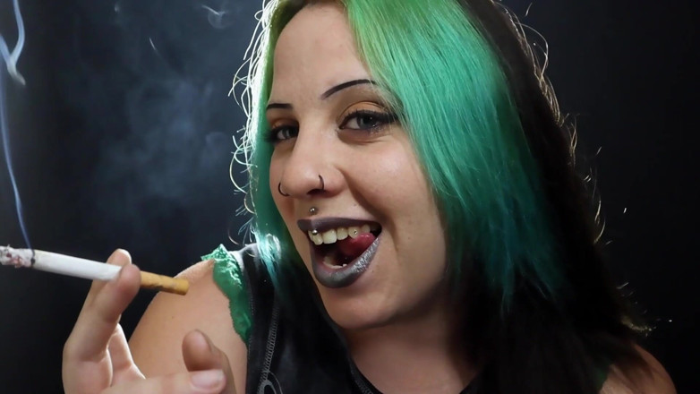 Goddess Kinx: Oral Fixation - Kompilasi merokok dan lipstik