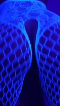 MILF Twerking Tease: Big Booty Bouncing - Jane Cane