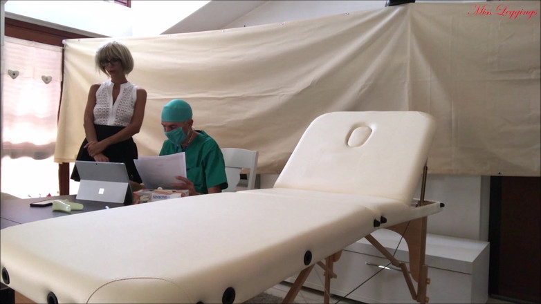 MissLeggings: Dokter cum di wajahku