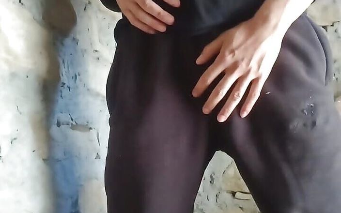 Gangbang straight: 9 tum kuk ringde Rajni Bhabhi att lämna